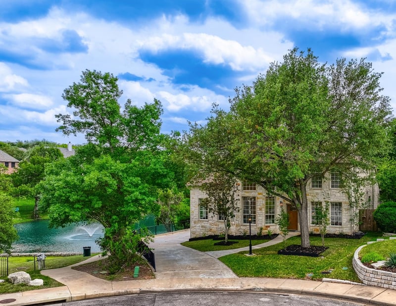 Virtual tour of 2804 Lenwood CT