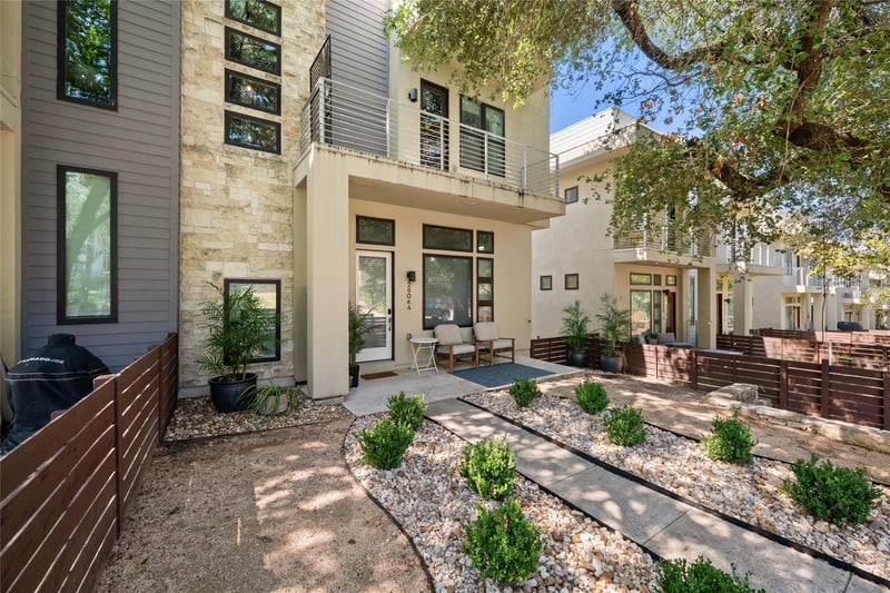 Virtual tour of 2804 S 5th St Unit #A
