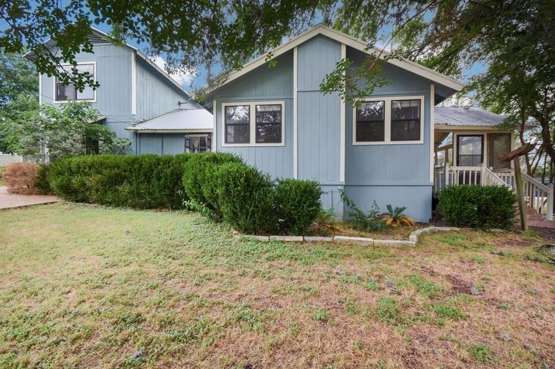 Virtual tour of 2805 Saratoga DR