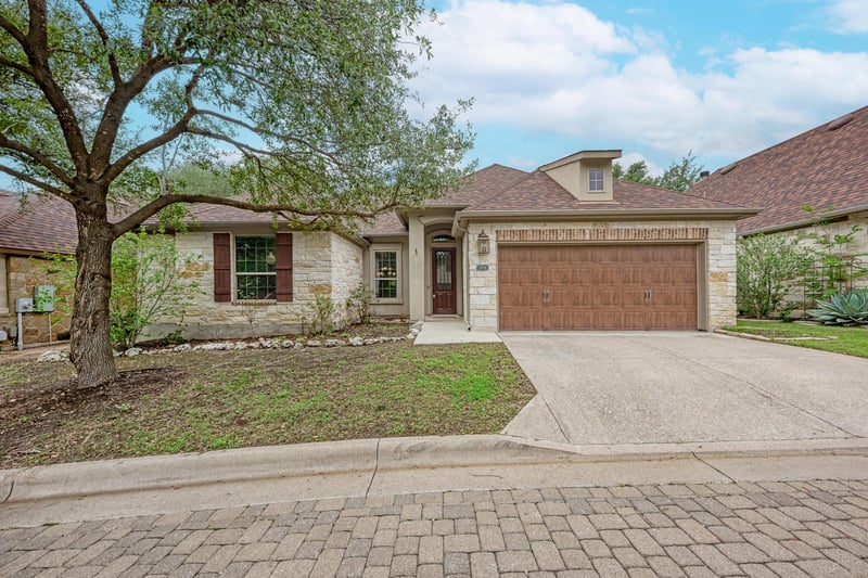 Virtual tour of 2809 Bellamy Cir