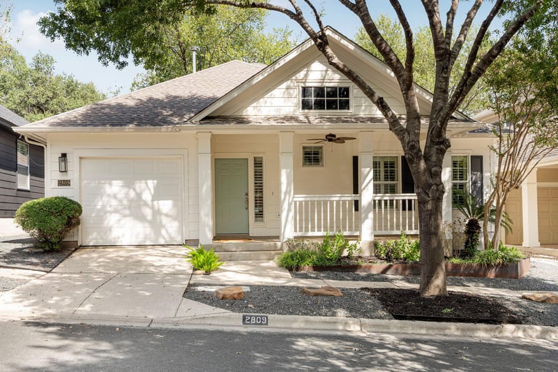 Virtual tour of 2809 Kinney Oaks Ct