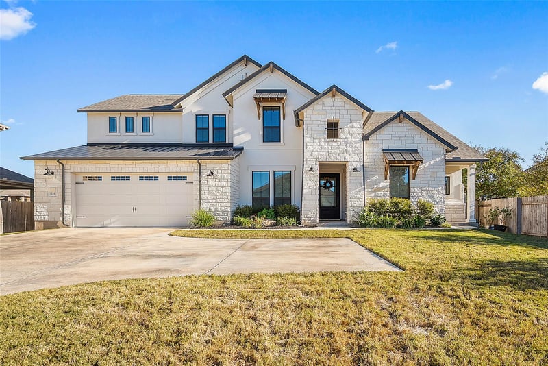 Virtual tour of 2828 Long Lasso Pass