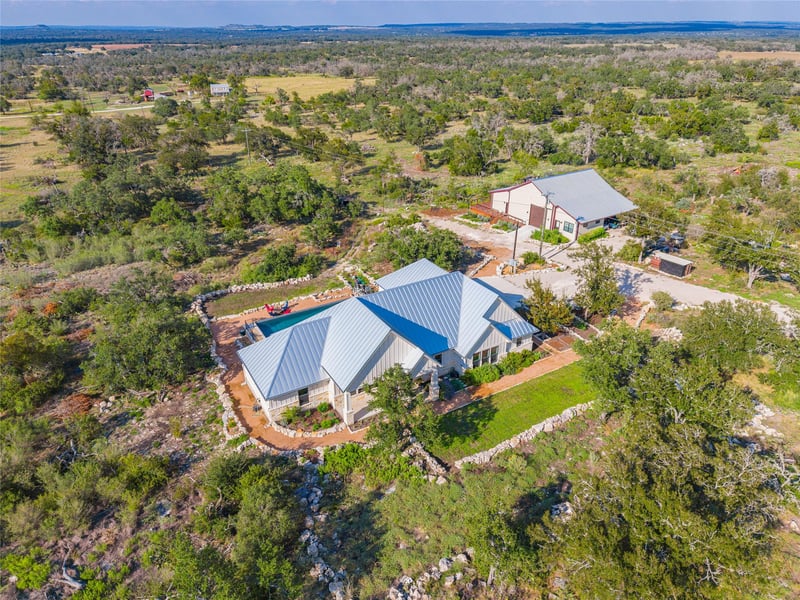 Virtual tour of 2840 N Grape Creek Rd