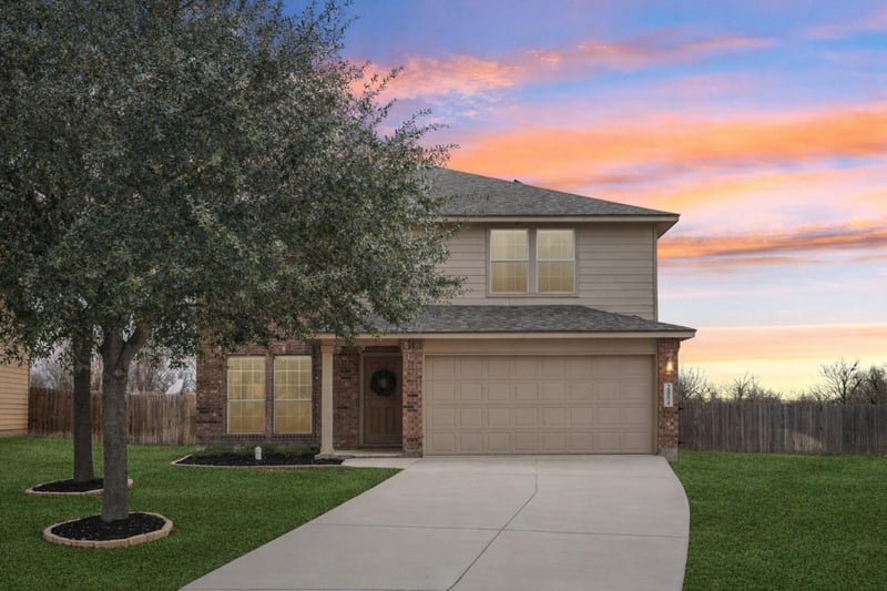 Virtual tour of 2854 Oakdell Trl