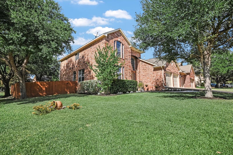 Virtual tour of 2900 Grimes Ranch Rd