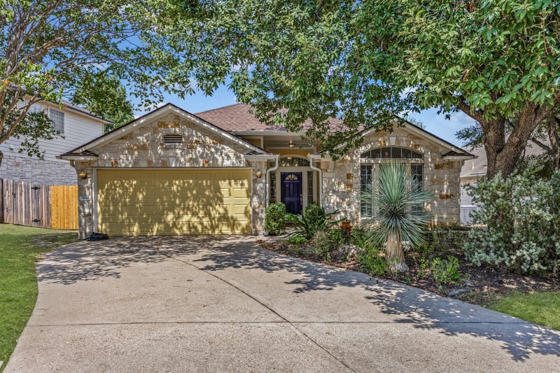 Virtual tour of 2904 Belgrave Falls Ln