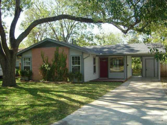 Virtual tour of 2908 Brinwood Ave