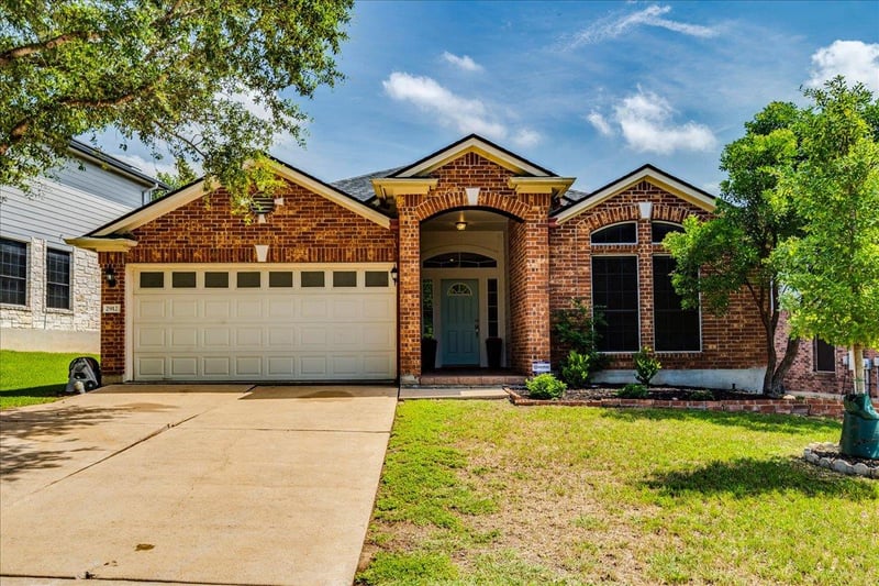 Virtual tour of 2912 Lynnbrook DR