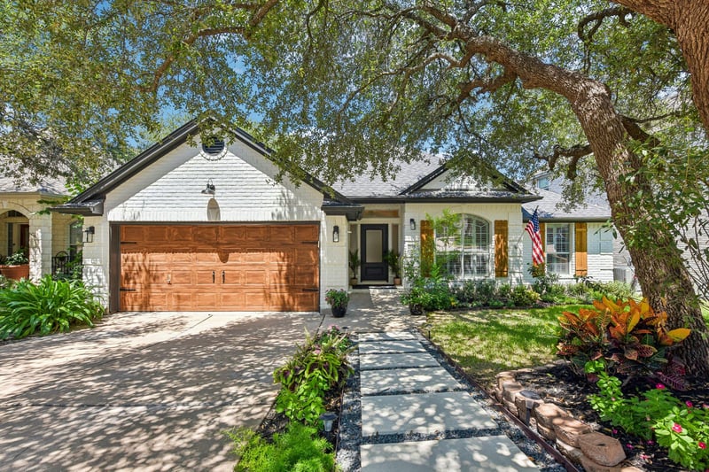 Virtual tour of 2915 Cashell Wood Dr