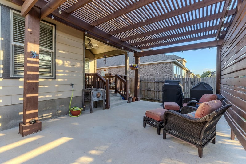 Virtual tour of 2920 Salvador LN