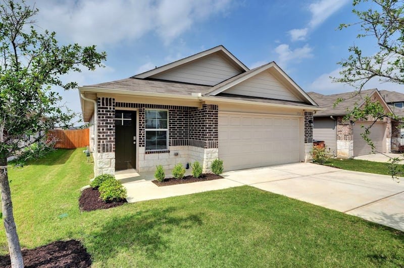 Virtual tour of 2921 Maryanne LN