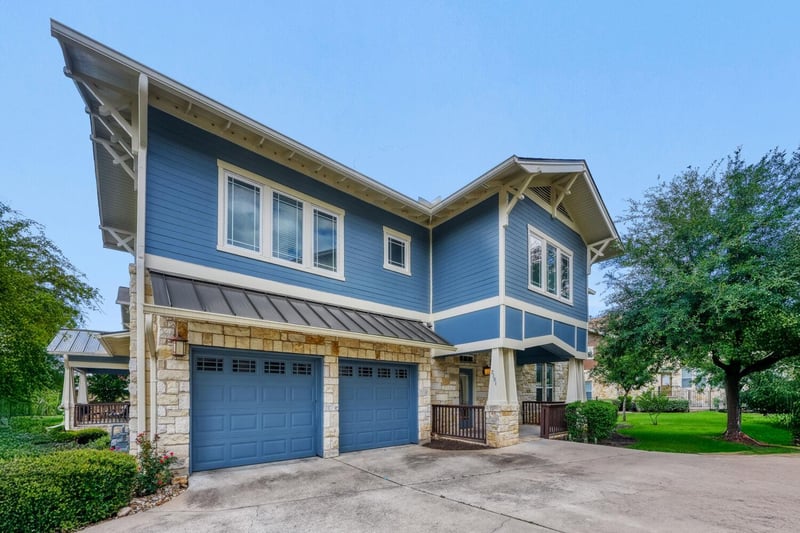 Virtual tour of 2930 Grand Oaks LOOP Unit #2101