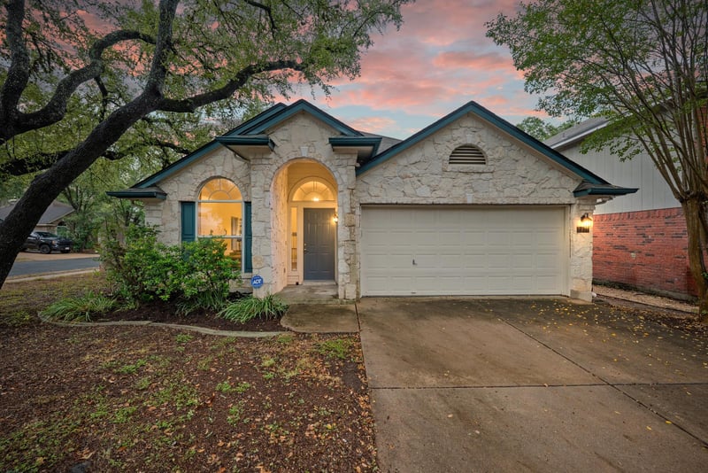 Virtual tour of 2931 Cohoba Dr