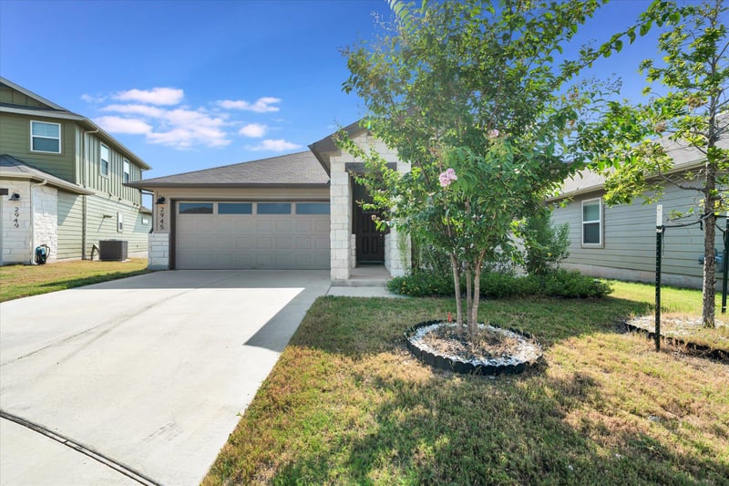Virtual tour of 2945 Mill Run BND