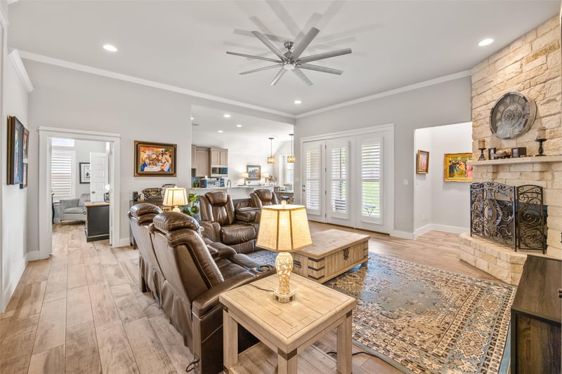 Virtual tour of 3 Cripple Creek CT