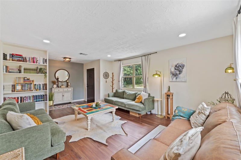 Virtual tour of 30 Pecan 2