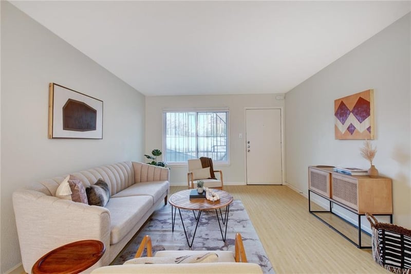 Virtual tour of 300 Crockett ST Unit #316