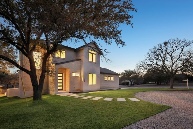 Virtual tour of 300 Deer DR