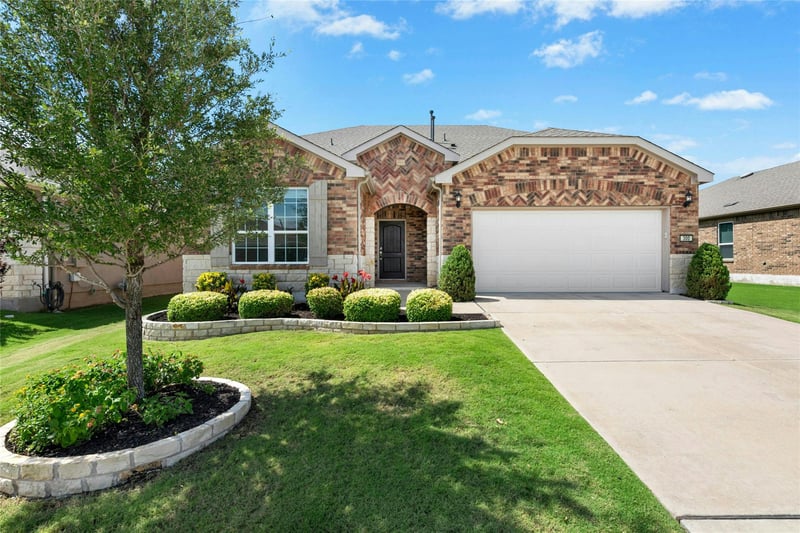 Virtual tour of 300 Hanging Star LN