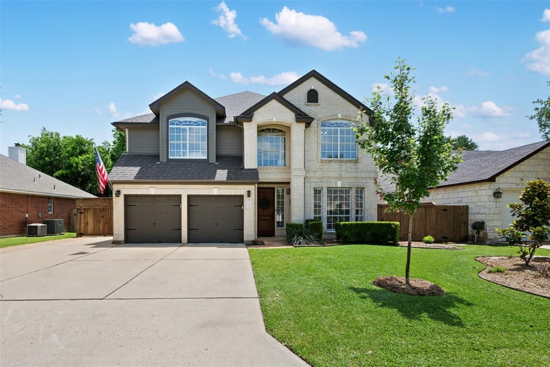 Virtual tour of 30008 Oakland Hills DR
