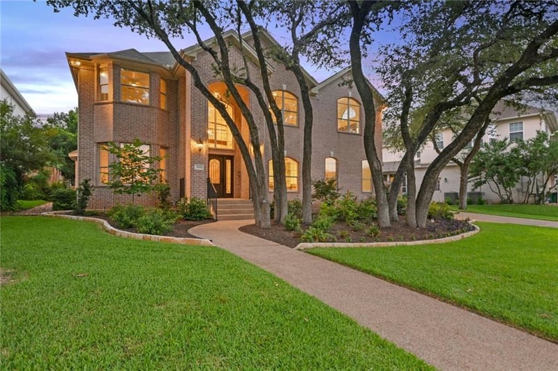 Virtual tour of 3001 Chatelaine DR