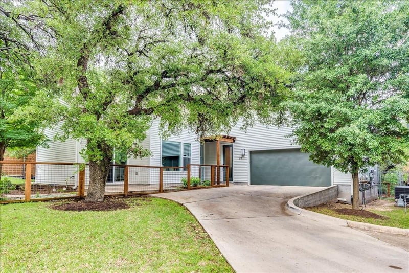 Virtual tour of 3001 Del Curto RD Unit #26