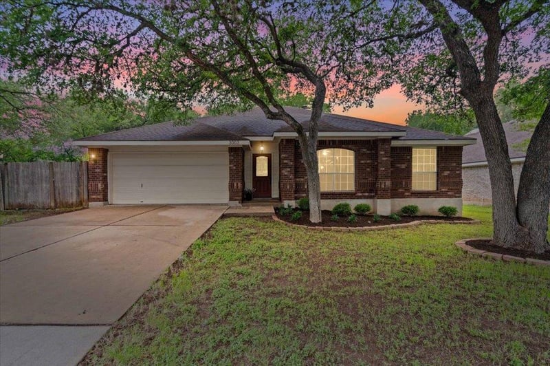 Virtual tour of 3003 Ammunition DR