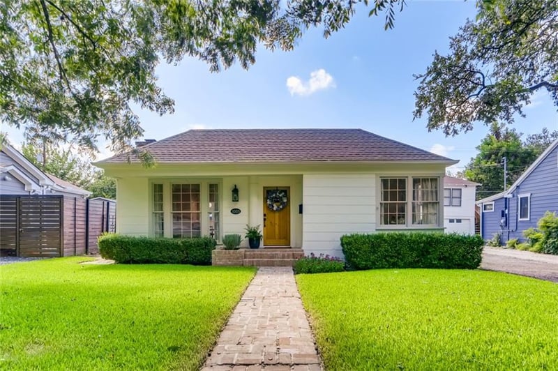 Virtual tour of 3005 Glenview Ave