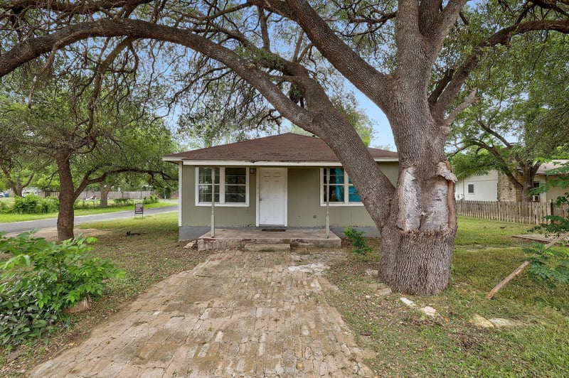 Virtual tour of 3007 Michoacan DR