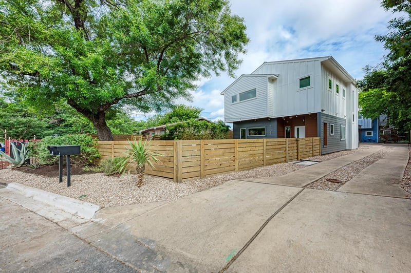 Virtual tour of 3008 E 14th 1/2 ST Unit #A