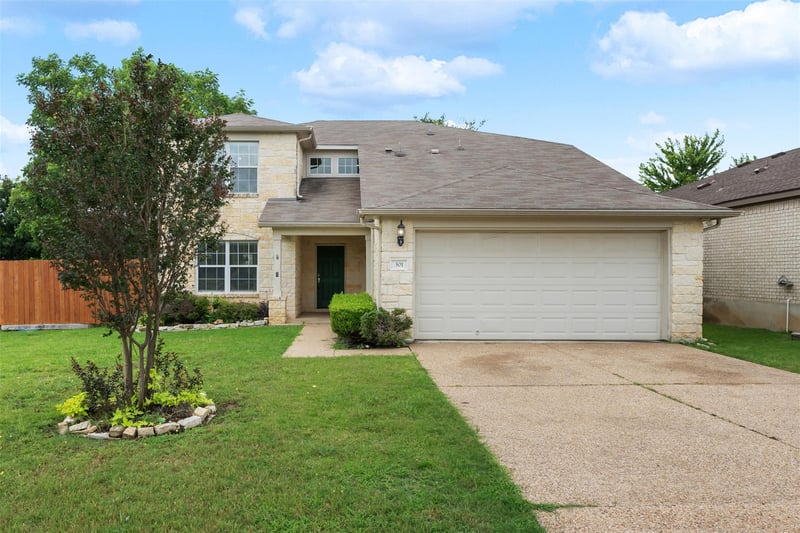 Virtual tour of 301 Lark ST