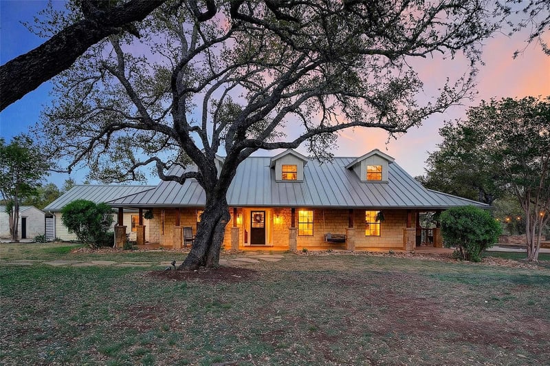 Virtual tour of 301 Medlin Creek LOOP