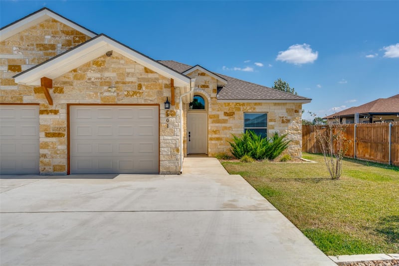 Virtual tour of 301 Navarro Way Unit #29B