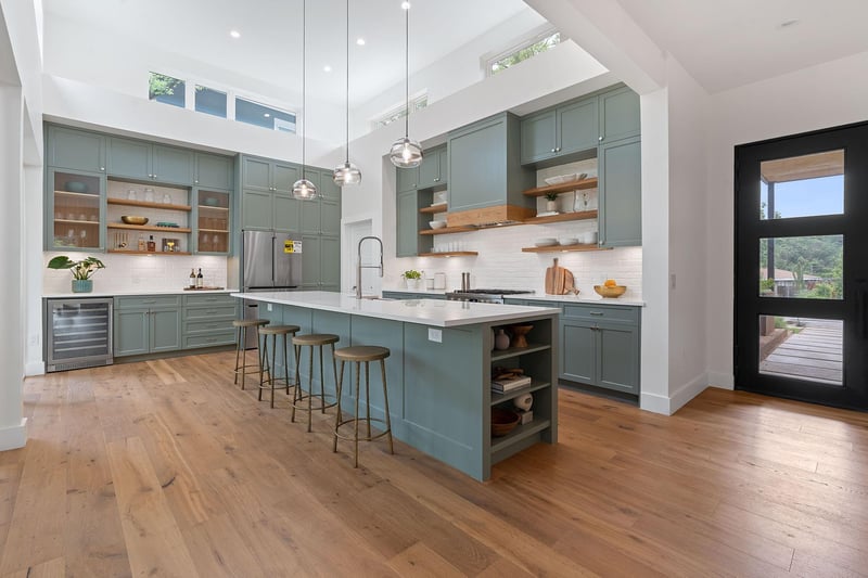 Virtual tour of 3010 Fontana DR