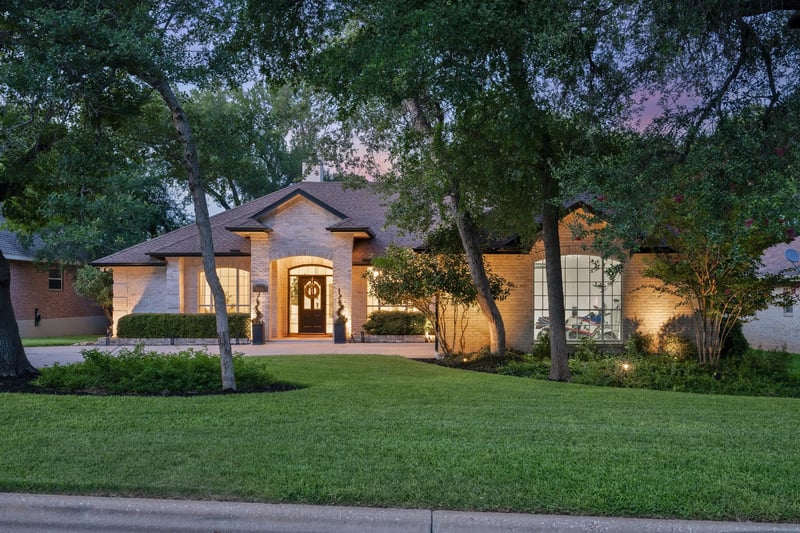 Virtual tour of 30115 Saw Grass TRL