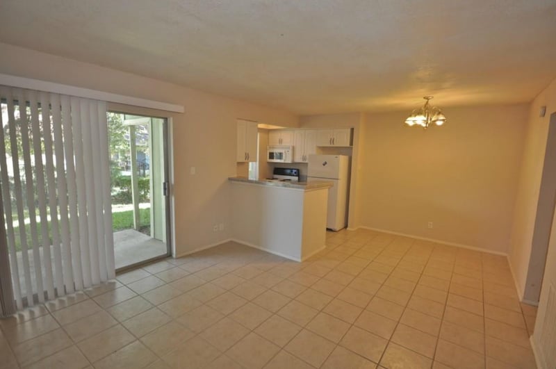 Virtual tour of 3018 S 1st St Unit #115