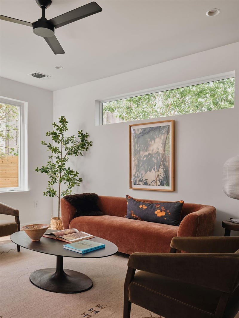 Virtual tour of 3019 Garwood ST Unit #2