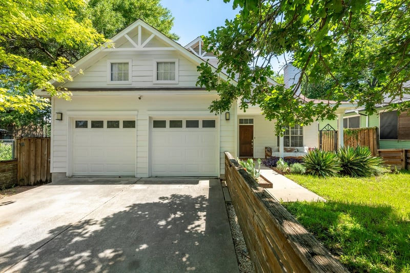Virtual tour of 302 Ben Howell DR