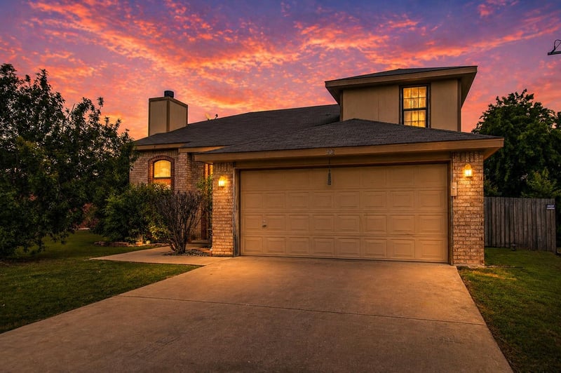Virtual tour of 302 Sumac TRL