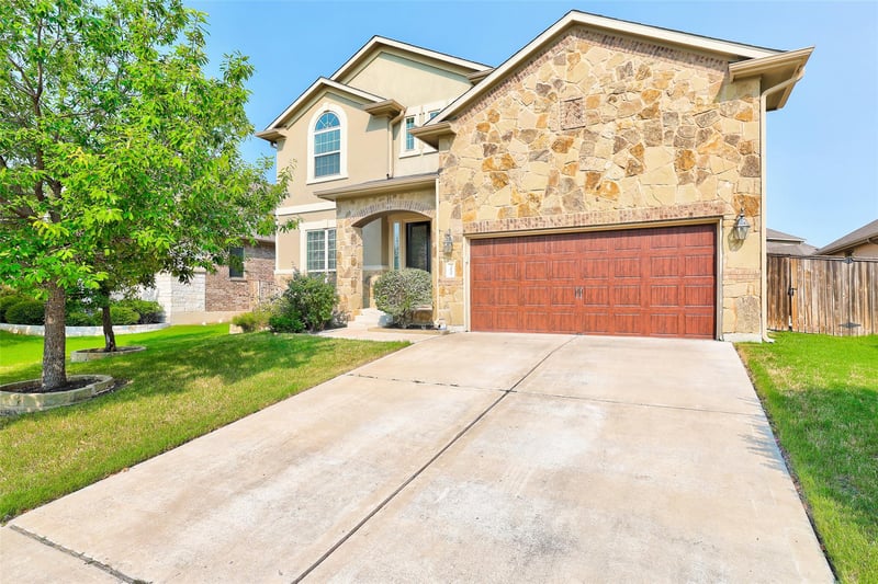 Virtual tour of 3020 Columbus Loop