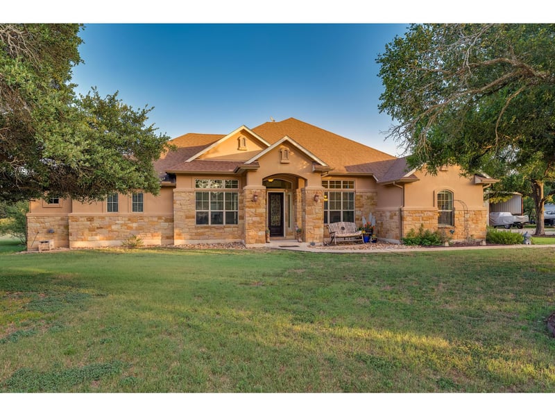 Virtual tour of 30201 Live Oak Trl