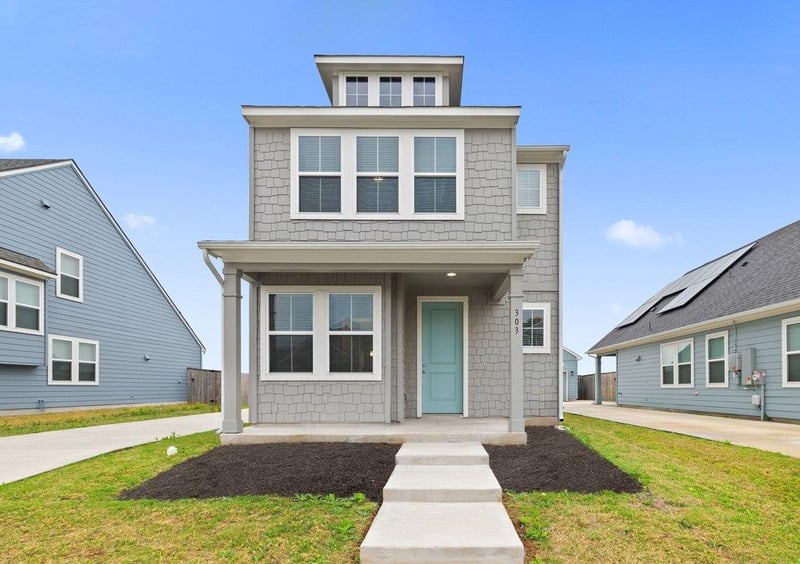 Virtual tour of 303 Elm Branch Trl