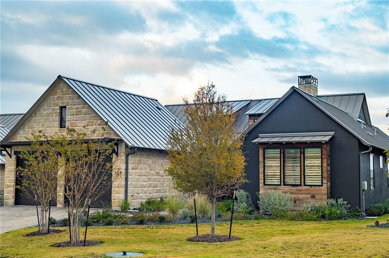 Virtual tour of 304 Rustling Wake CV