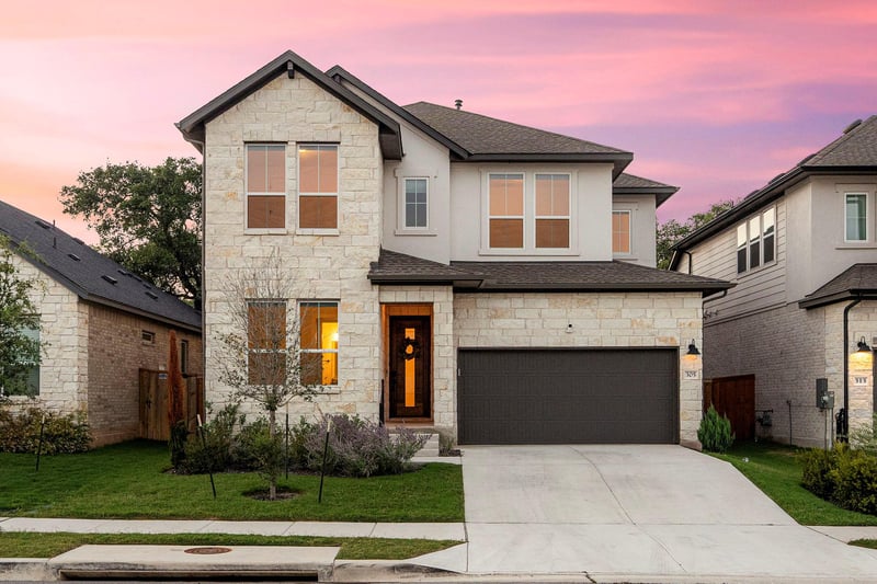 Virtual tour of 305 Comfort Maple LN
