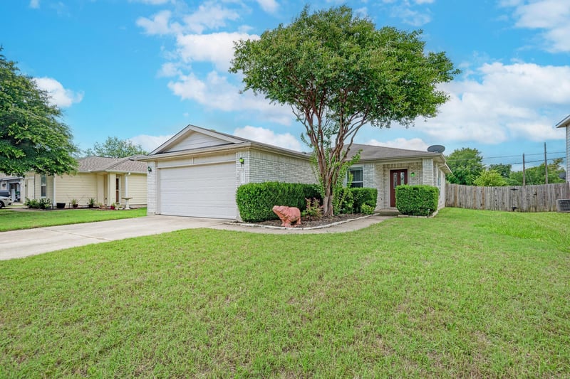 Virtual tour of 305 Creek Ledge DR