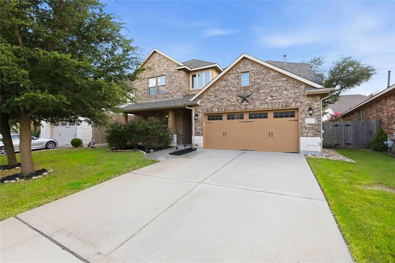 Virtual tour of 305 Lauren TRL