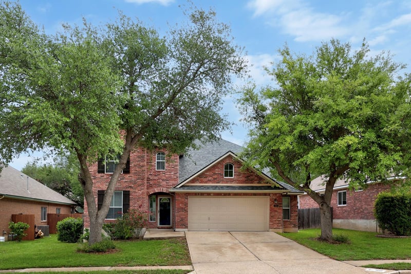 Virtual tour of 306 Olmos Dr