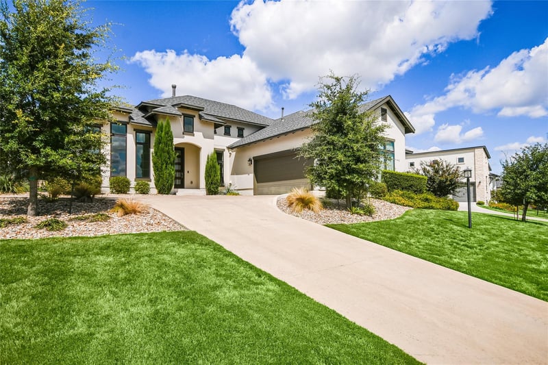Virtual tour of 307 Ringtail Stream DR
