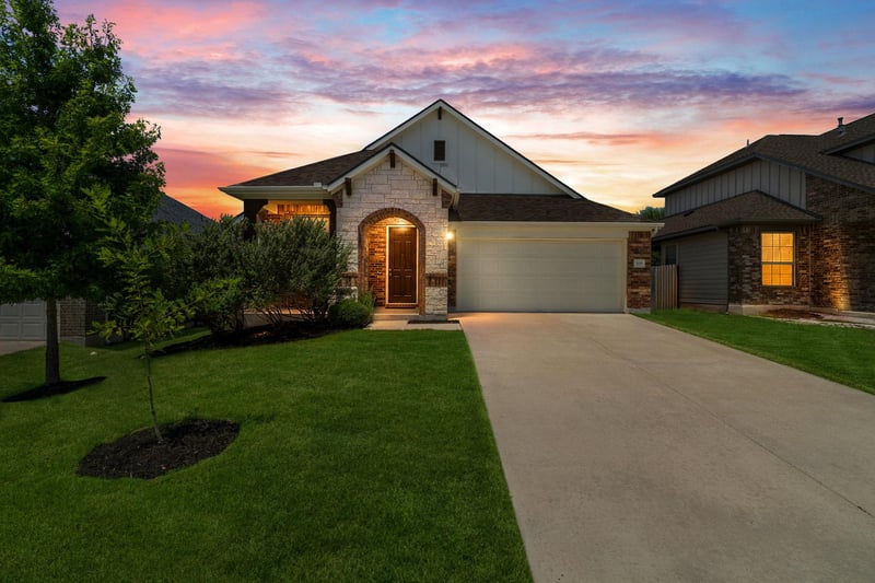 Virtual tour of 309 Lewisville LN