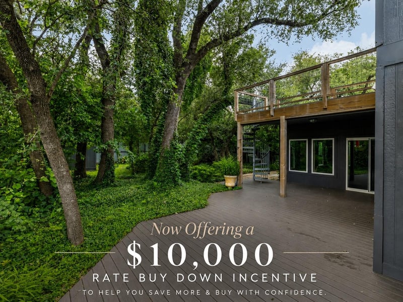 Virtual tour of 309 N Kings Canyon DR